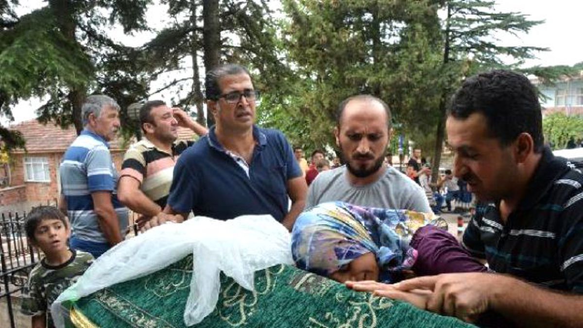 Maganda Kurbanı Liseli Beyza\'dan Geriye Bu Görüntüler Kaldı (2)