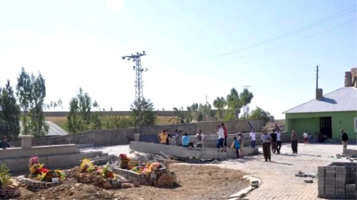Milletvekili Zeydan: Polis PKK Mezarlarını Tahrip Etti