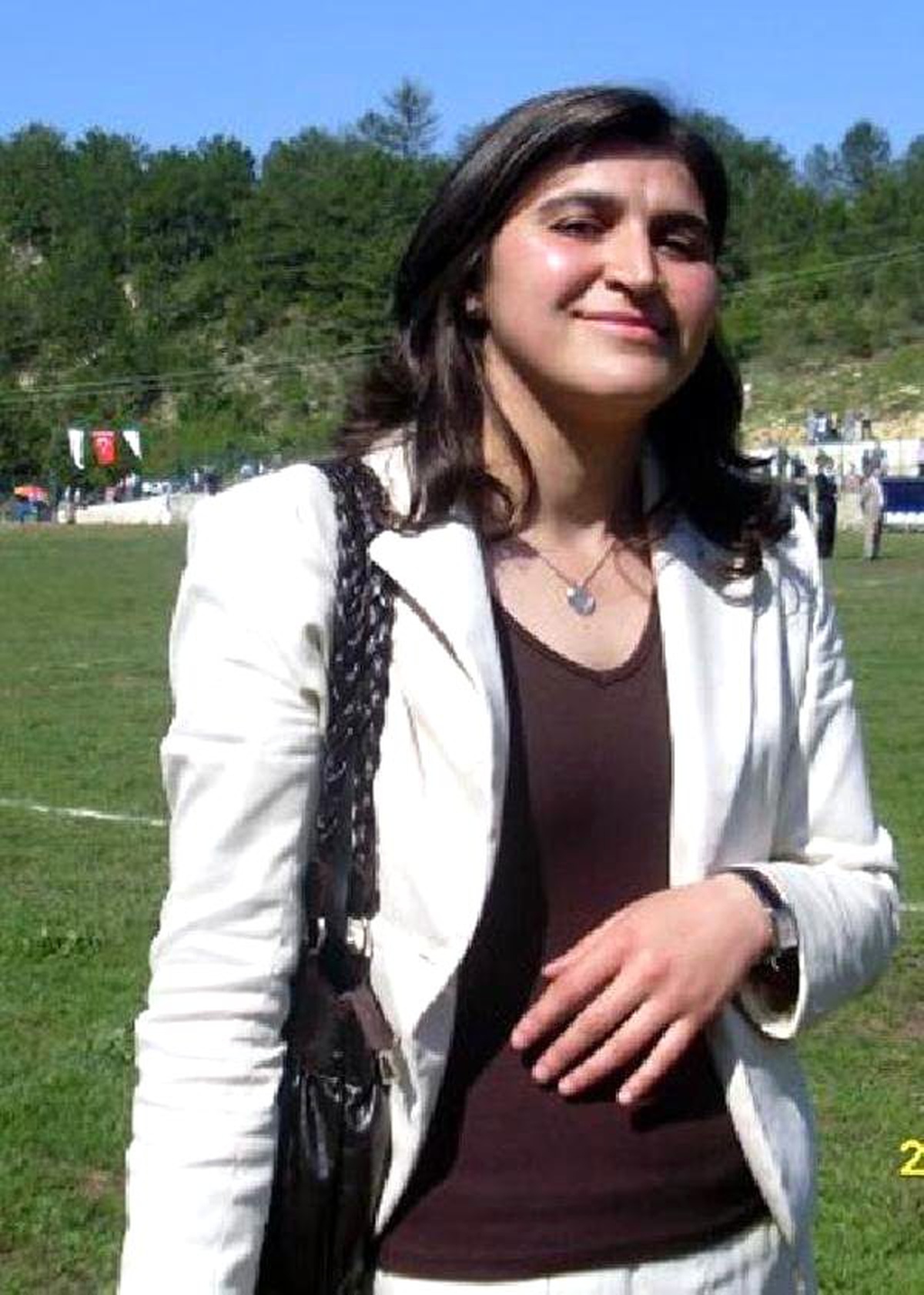 Neslihan Öğretmen, Kalp Ameliyatında Yaşamını Yitirdi