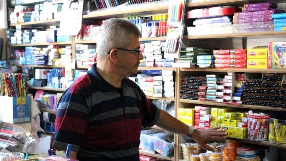 Tatil Süresinin Uzaması Kırtasiyecileri Vurdu