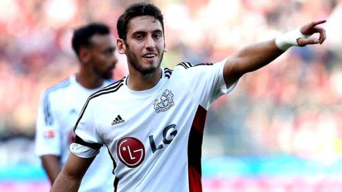 Türk Derbisi Hakan Çalhanoğlu\'nun