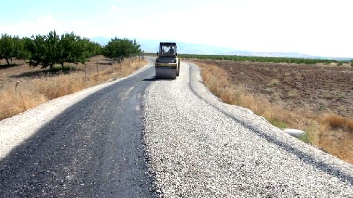 Battalgazi İlçesinde 9 Kilometrelik Asfalt Çalışması