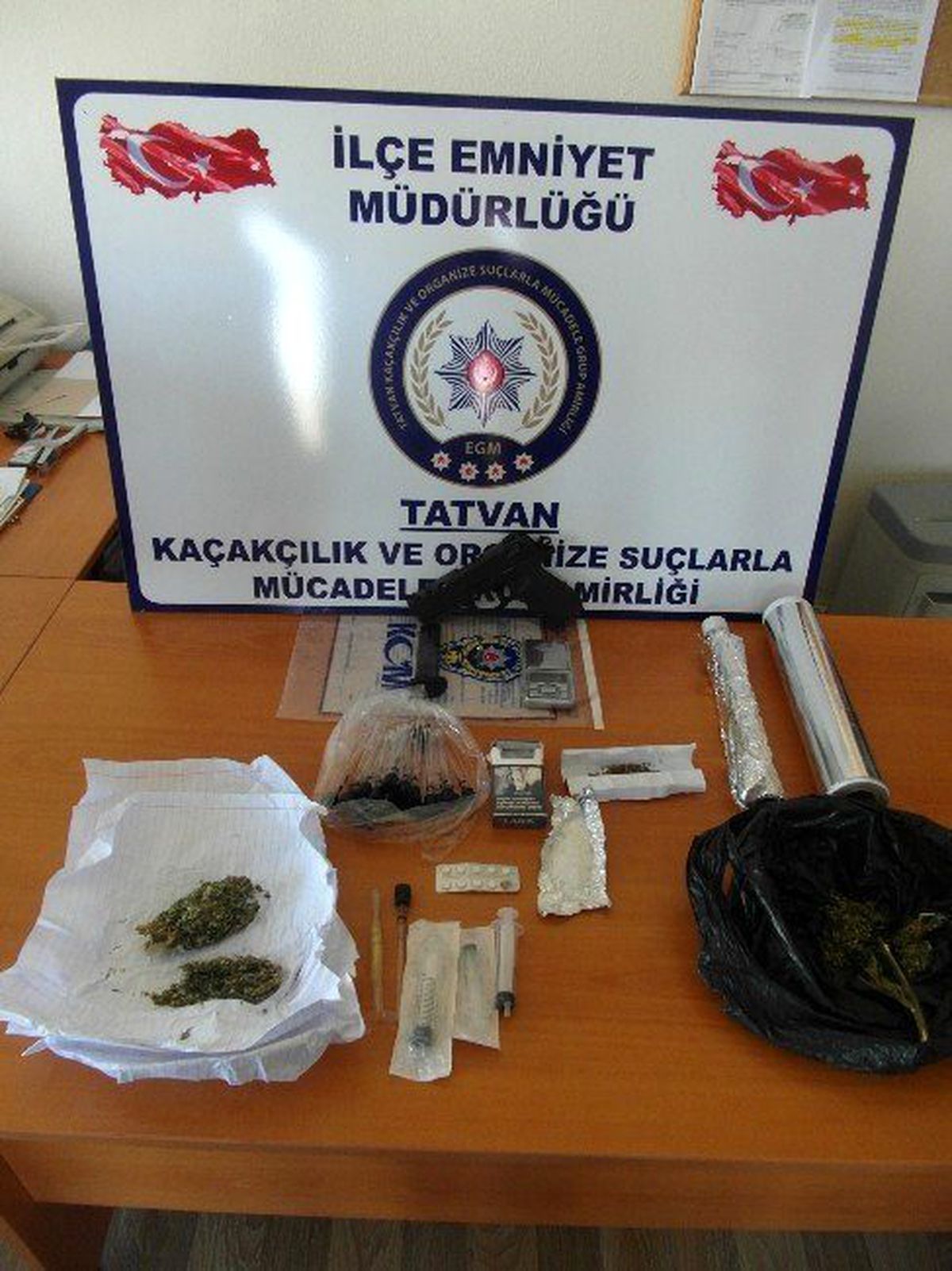 Bitlis\'te Uyuşturucu Operasyonu