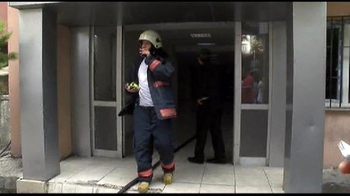 Cerrahpaşa Tıp Fakültesi\'nde "Koku" Paniği