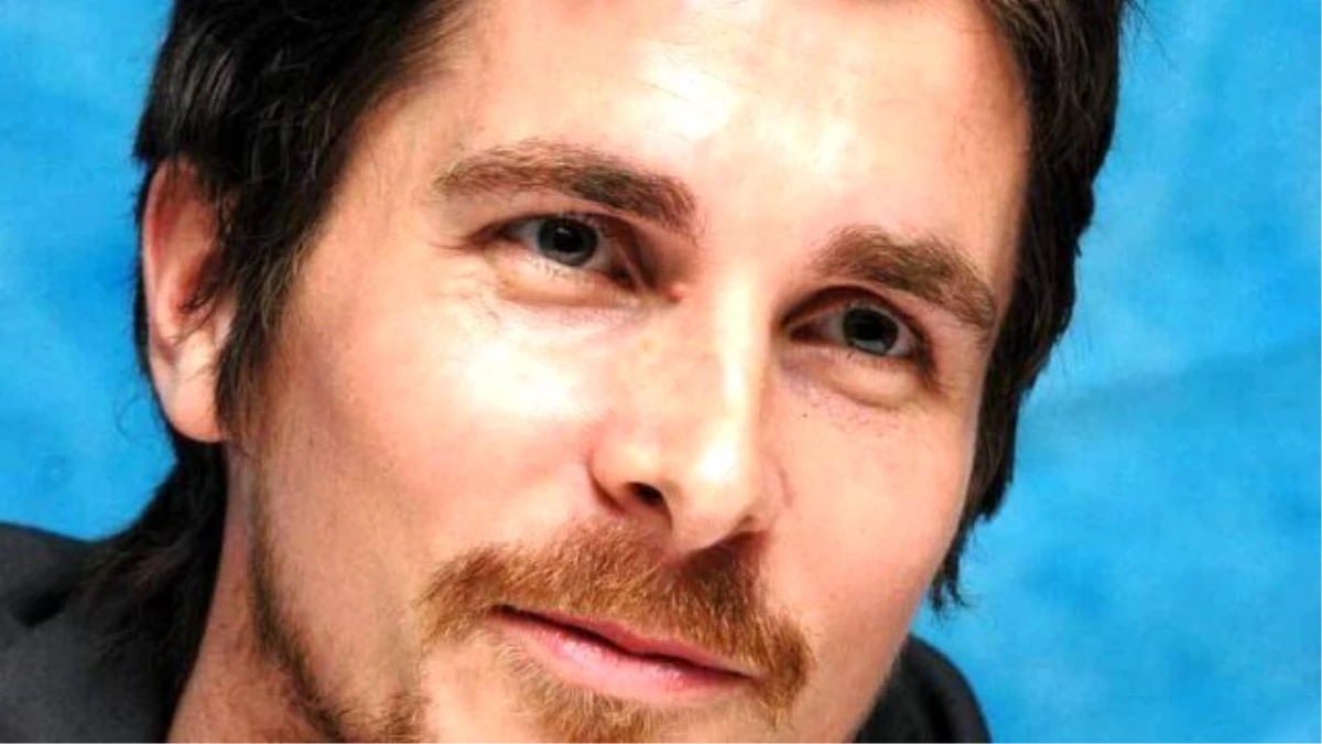 Christian Bale Cephesinden Haber Var!