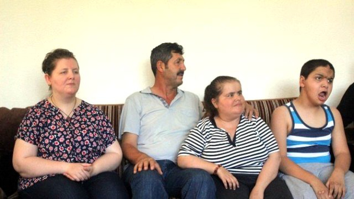 Engelli Çocuklarına Bakacak Bakıcı Bulamıyorlar