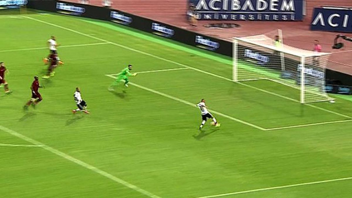 Gökhan Töre Boş Kalaye Gol Atamadı