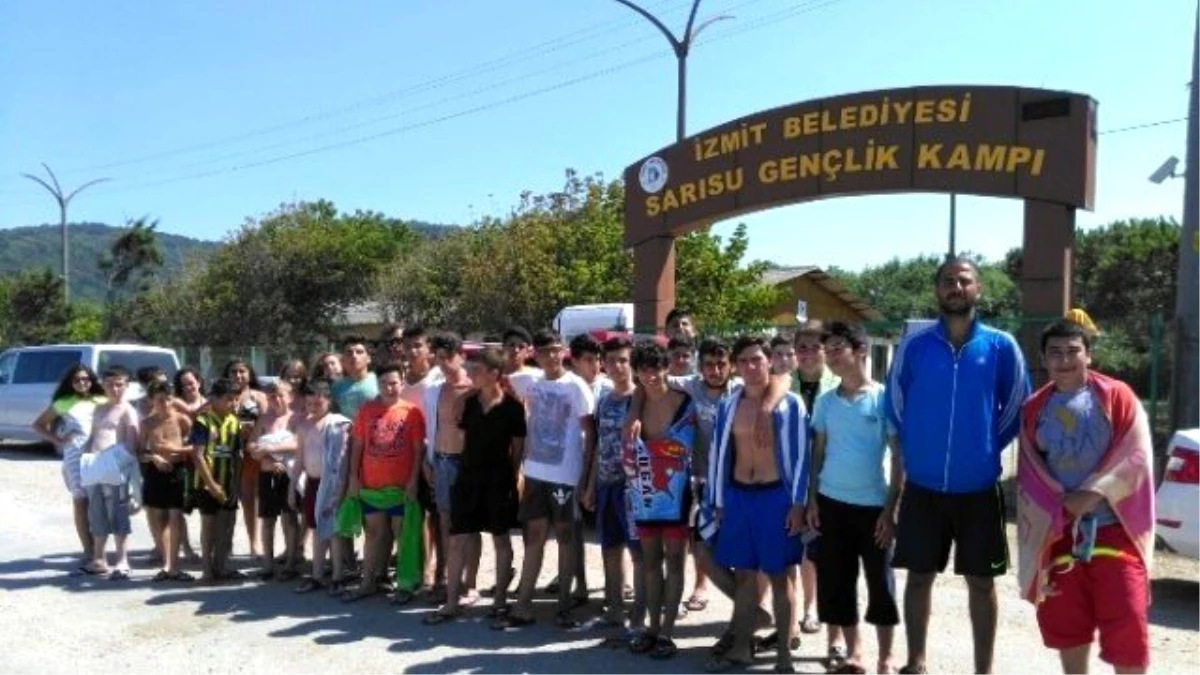 İzmit Belediyesi Çocuklara Bedava Tatil Yaptırıyor