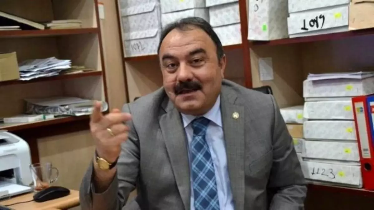 Karaca: '2015-2016 Eğitim ve Öğretim Sezonunun Ertelenmesi Kırtasiyeci Esnafının Ödeme Dengesini...