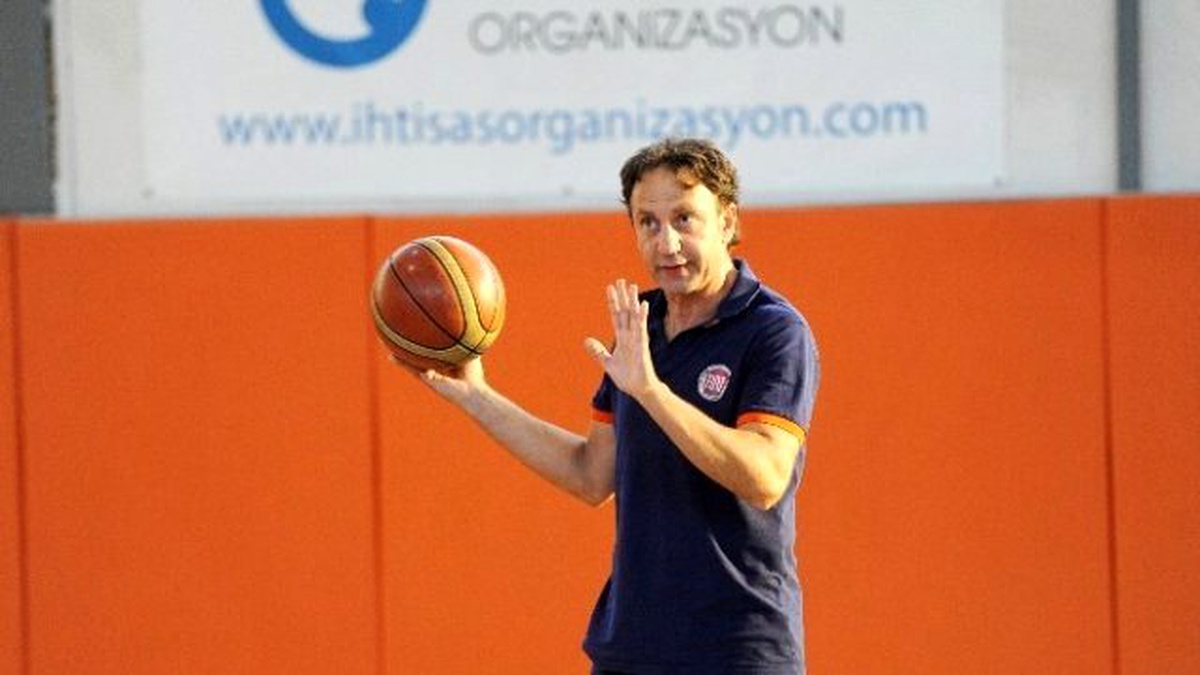 Orhun Ene: "Zor Bir Ligde Oynayacağız"