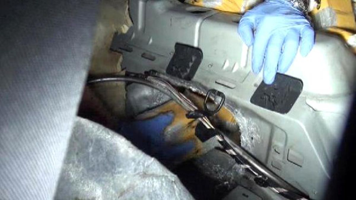 Otomobilde 2 Bin Kaçak Cep Telefonu