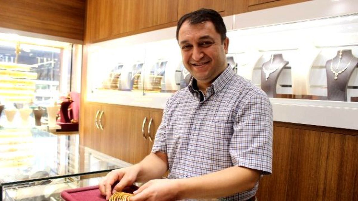 Altını Olanlar Sarraflara Koştu