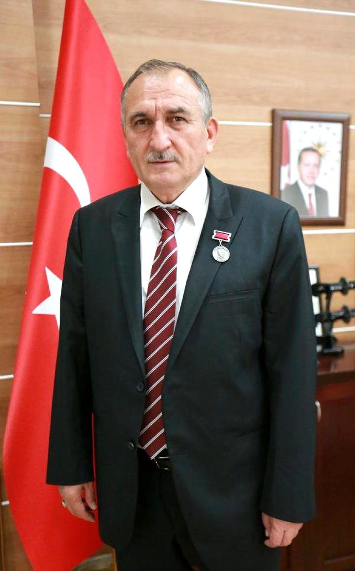 Bolu Belediye Başkanı Yılmaz\'a Türk Dünyası\' Madalyası