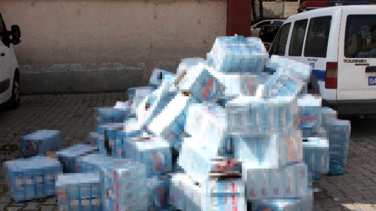 Deterjan Kutularından Kaçak Sigara Çıktı