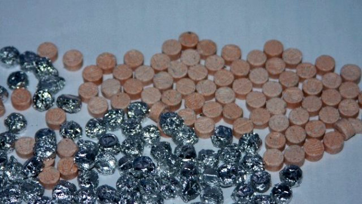Elazığ\'da Uyuşturucu Satıcısı 2 Zanlı Tutuklandı