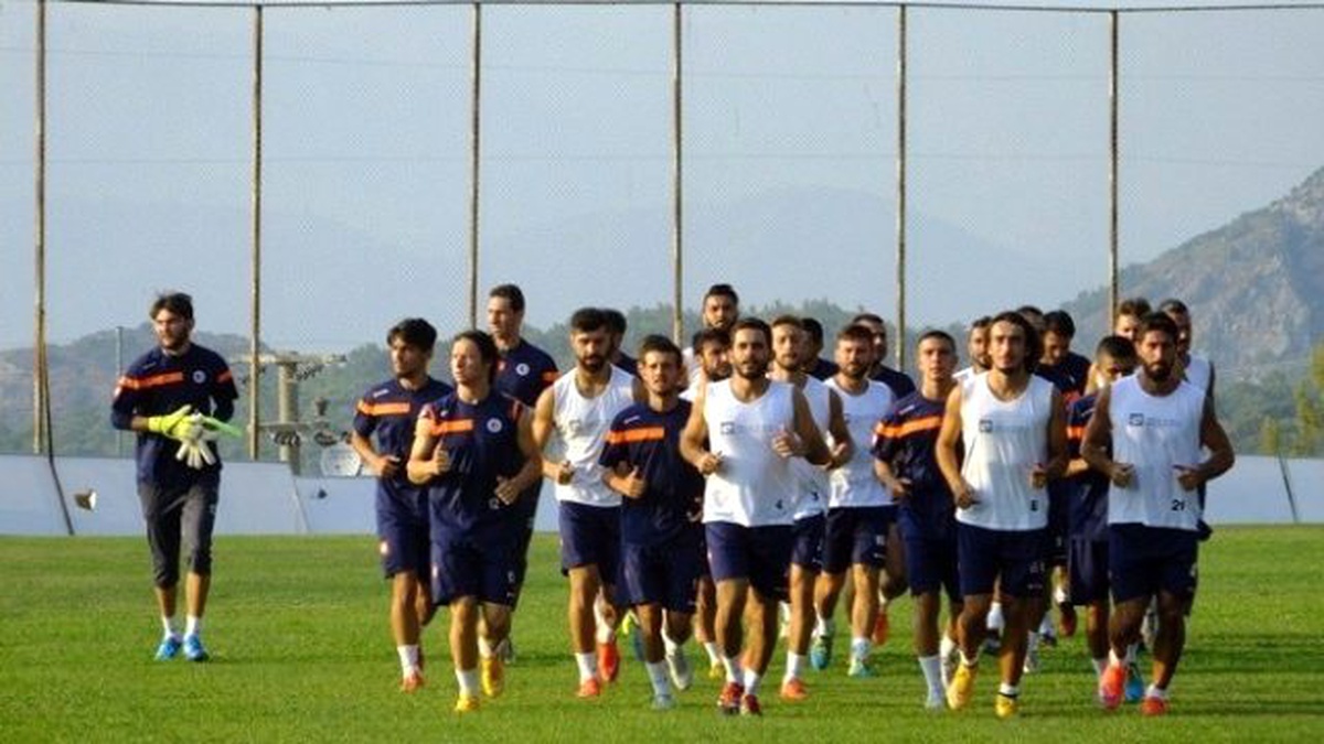 Fethiyespor\'un Yeni Sezon Formaları Belli Oldu