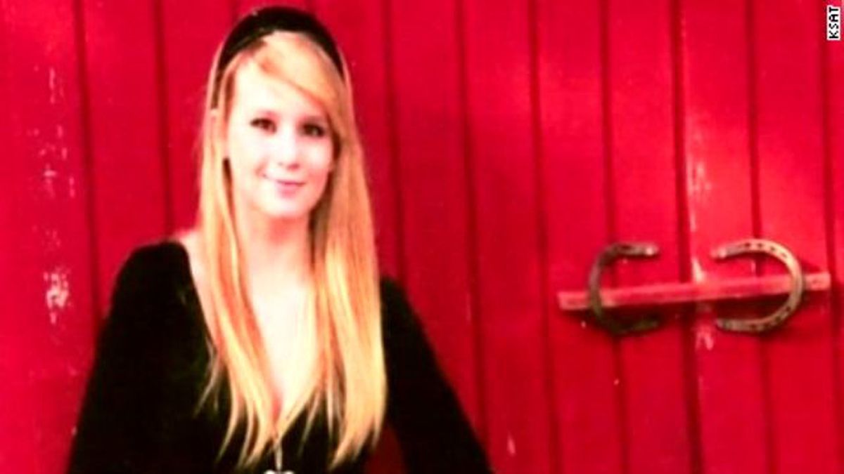 Genç Kızın Cesedi, Cenaze Evindeyken Ortadan Kayboldu!