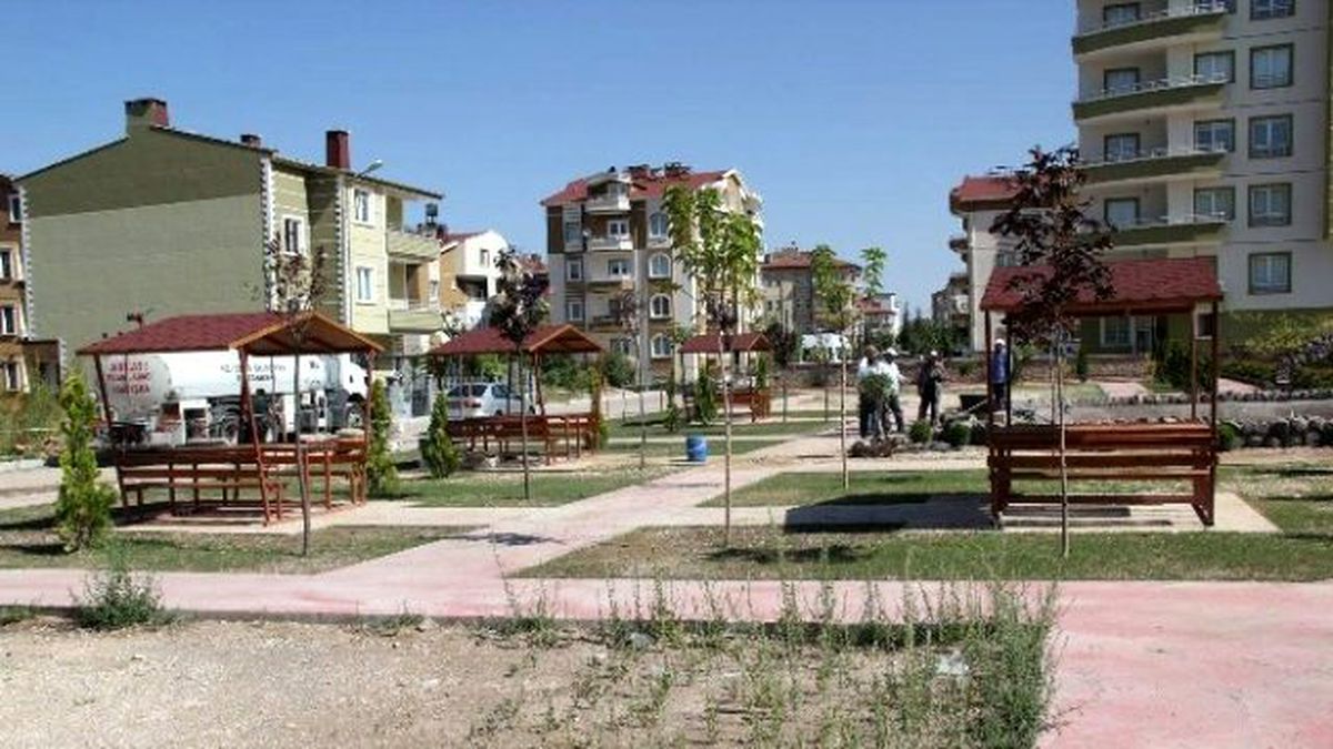 Güzelyurt Mahallesi\'bir Park Daha Kazanıyor