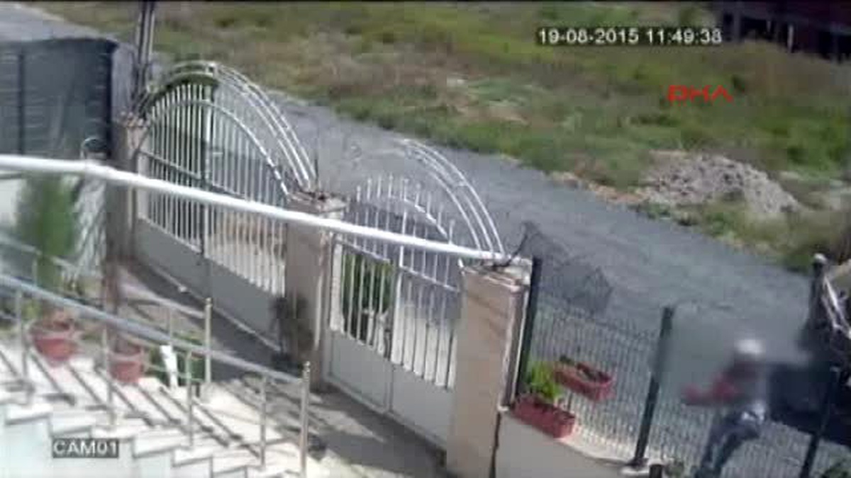 Hırsızlık Güvenlik Kamerasına Böyle Yansıdı...
