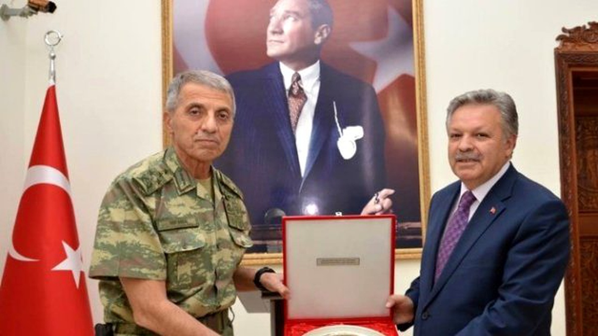 Jandarma Genel Komutanı Galip Mendi Erzincan Valiliğini Ziyaret Etti