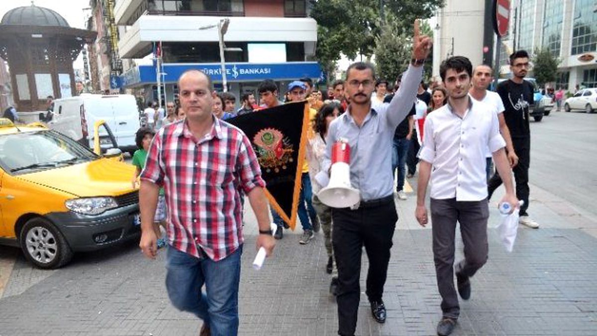 Malatya\'da "Teröre Lanet" Yürüyüşü