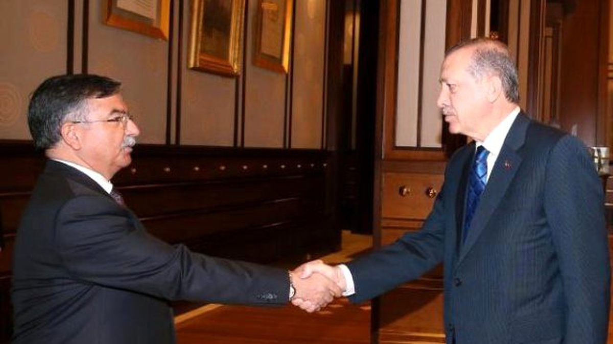 Meclis Başkanı Yılmaz Cumhurbaşkanlığı Sarayı\'nda