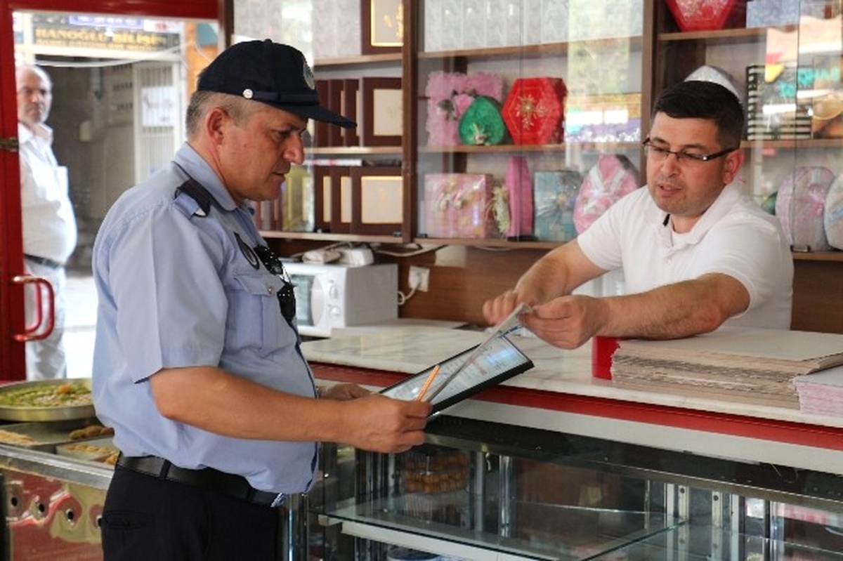 Merkezefendi\'de Tüm Pastaneler Denetlendi
