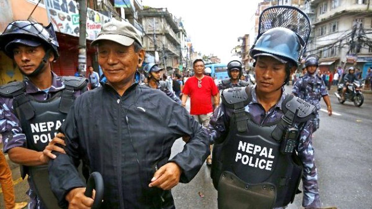 Nepal\'de Protesto Şiddete Dönüştü: 7 Ölü