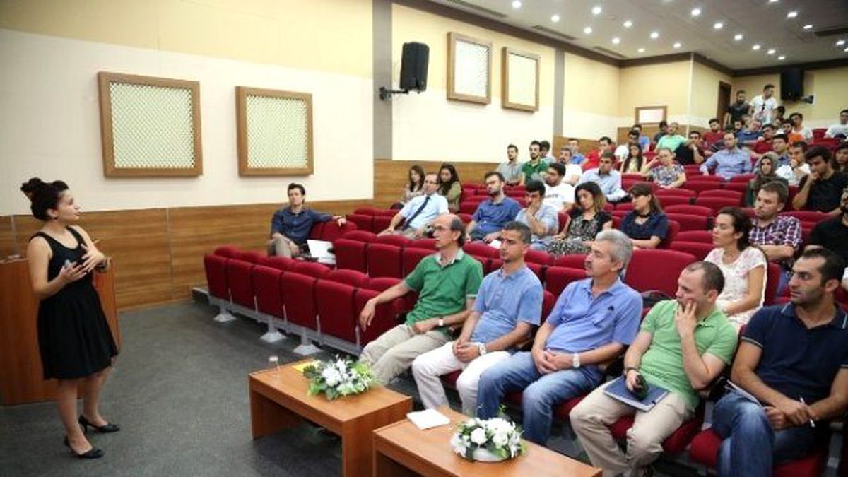 Sdü\'de 135 Girişimciye Eğitim