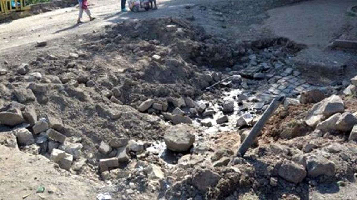 Teröristler Hendek Kazarken Su Borusunu Patlattı, Mahalle Susuz Kaldı!