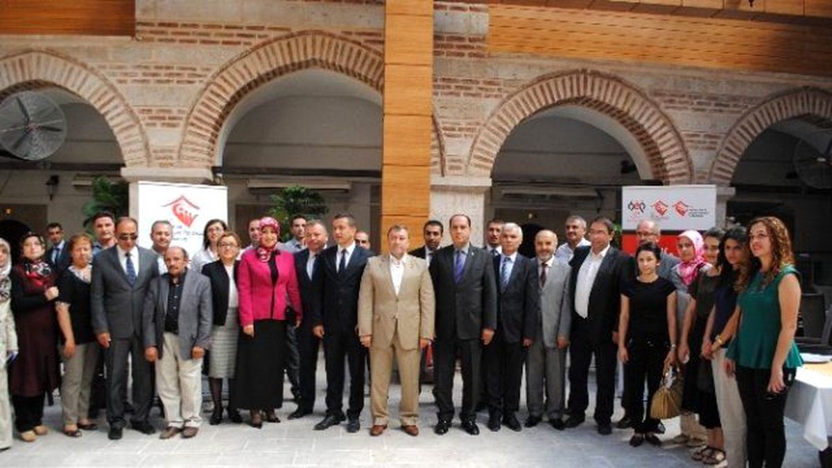 Vali Çomaktekin Ailenin Önemine Dikkat Çekti