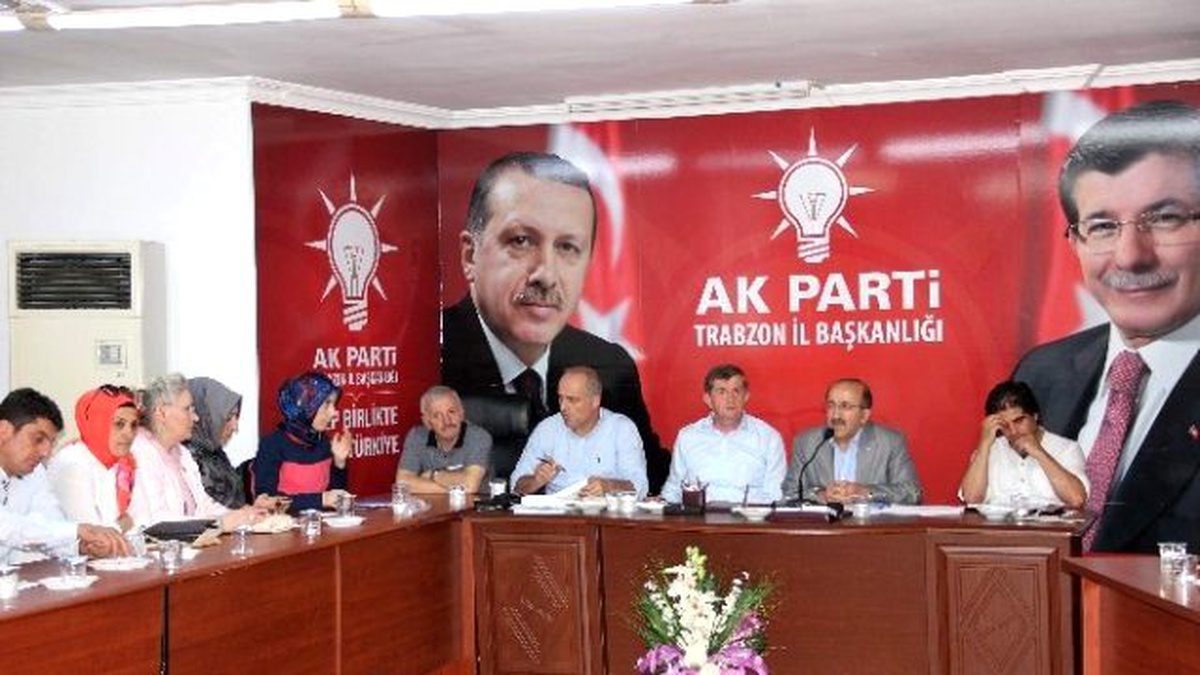 AK Parti Trabzon İl Yönetim Kurulu Toplantısı Yapıldı