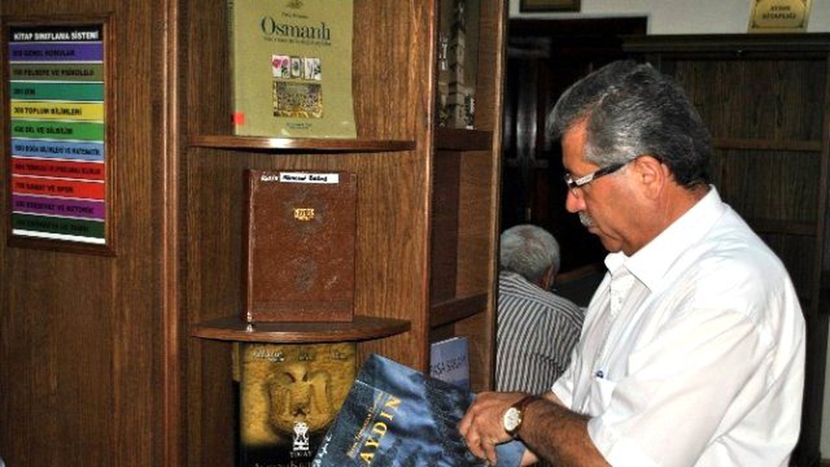 Aktakka; "Kitaplar Toplumun Sorunlarını Ortadan Kaldırır"