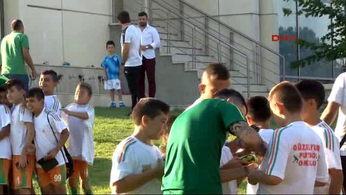 Bursaspor\'da Serdar Aziz Takımla Birlikte Çalıştı