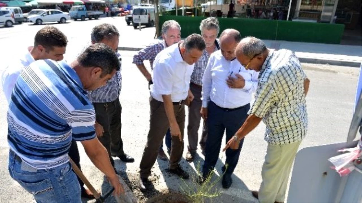 Çiğli\'de Yağmur Suyu Kanallarına Bakım