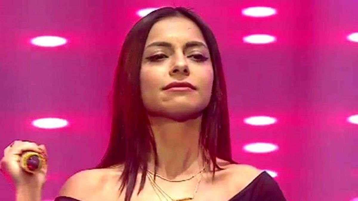 Emine Cengiz \'Sana Değer\'