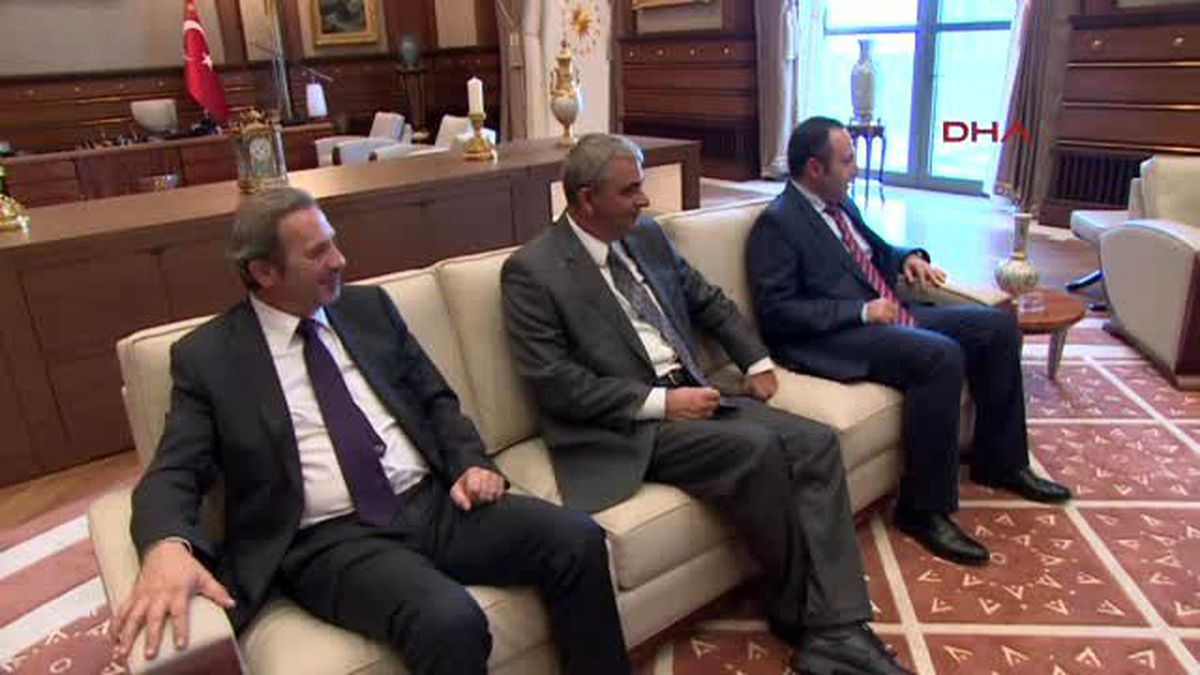 Erdoğan, KKTC Dışişleri Bakanı Çolak\'ı Kabul Etti