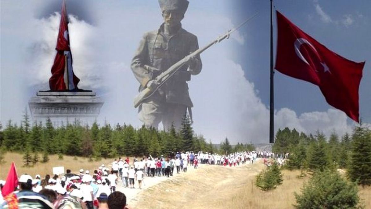 Gençler Zafer Yürüyüşünde Buluşacak