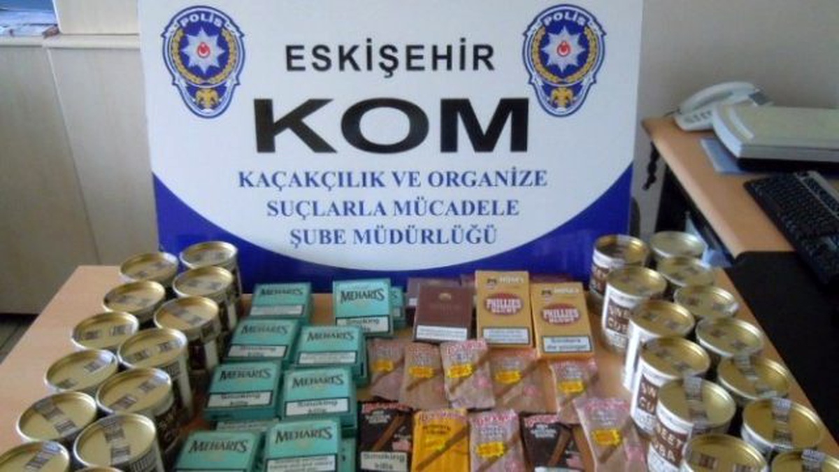 Gümrük Kaçağı Tütün ve Türün Ürünleri Bulunan İş Yerine Polis Baskını