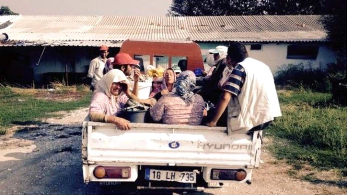 Kasasında İşçi Taşıyan Araçlara Jandarma Engeli