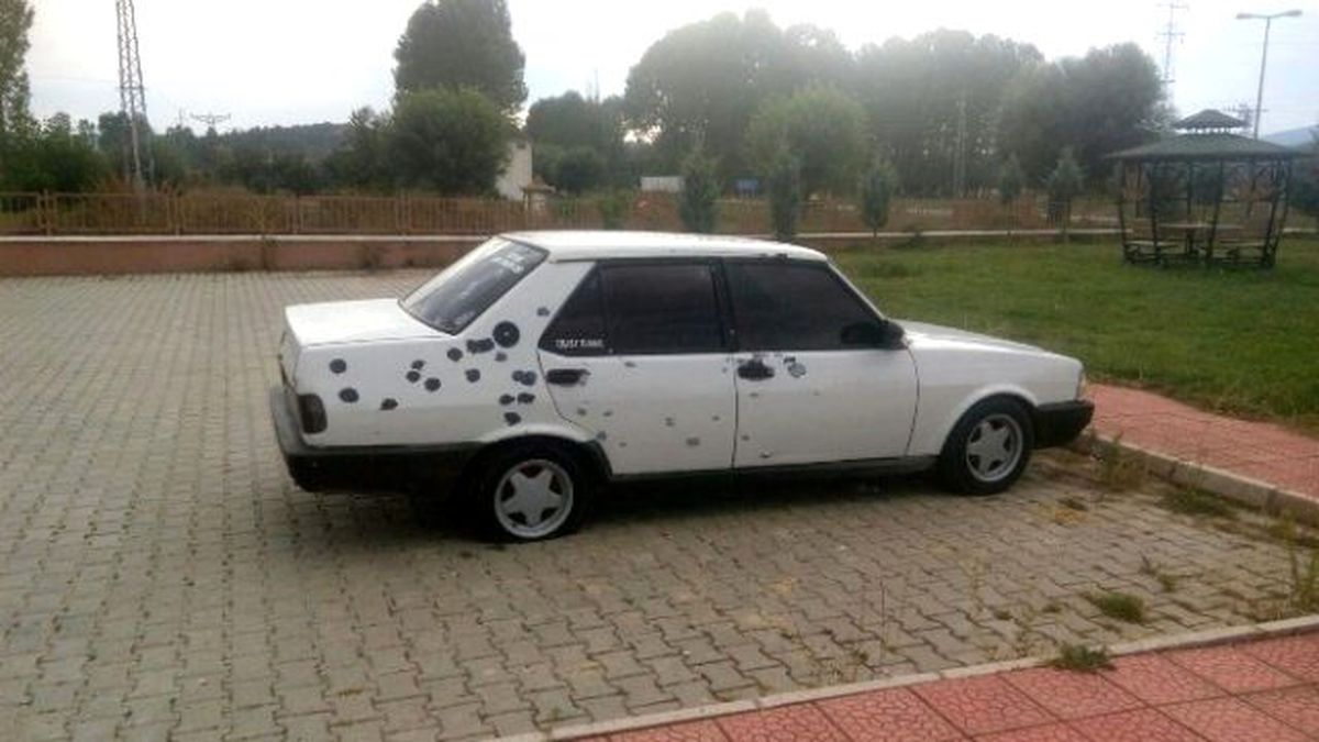 Kastamonu\'da Bir Otomobil Kurşunlandı