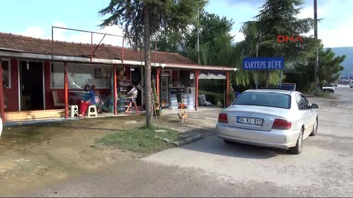 Kocaeli Büfe İşletmecisi, İçki Sattığı İçin Polisin Kendisini Dövdüğünü İleri Sürdü