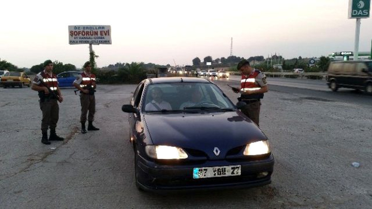 Manavgat Jandarma\'dan Köpekli Huzur Operasyonu