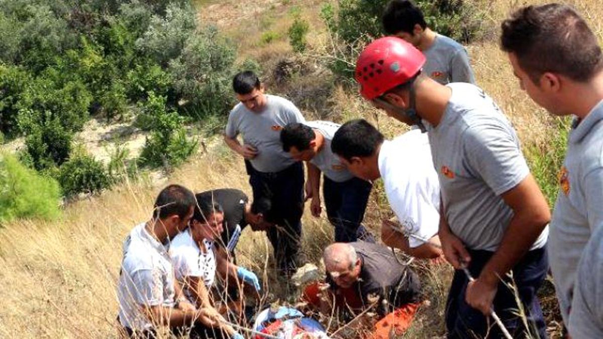 Manzara Fotoğrafı Çekerken Uçuruma Yuvarlandı