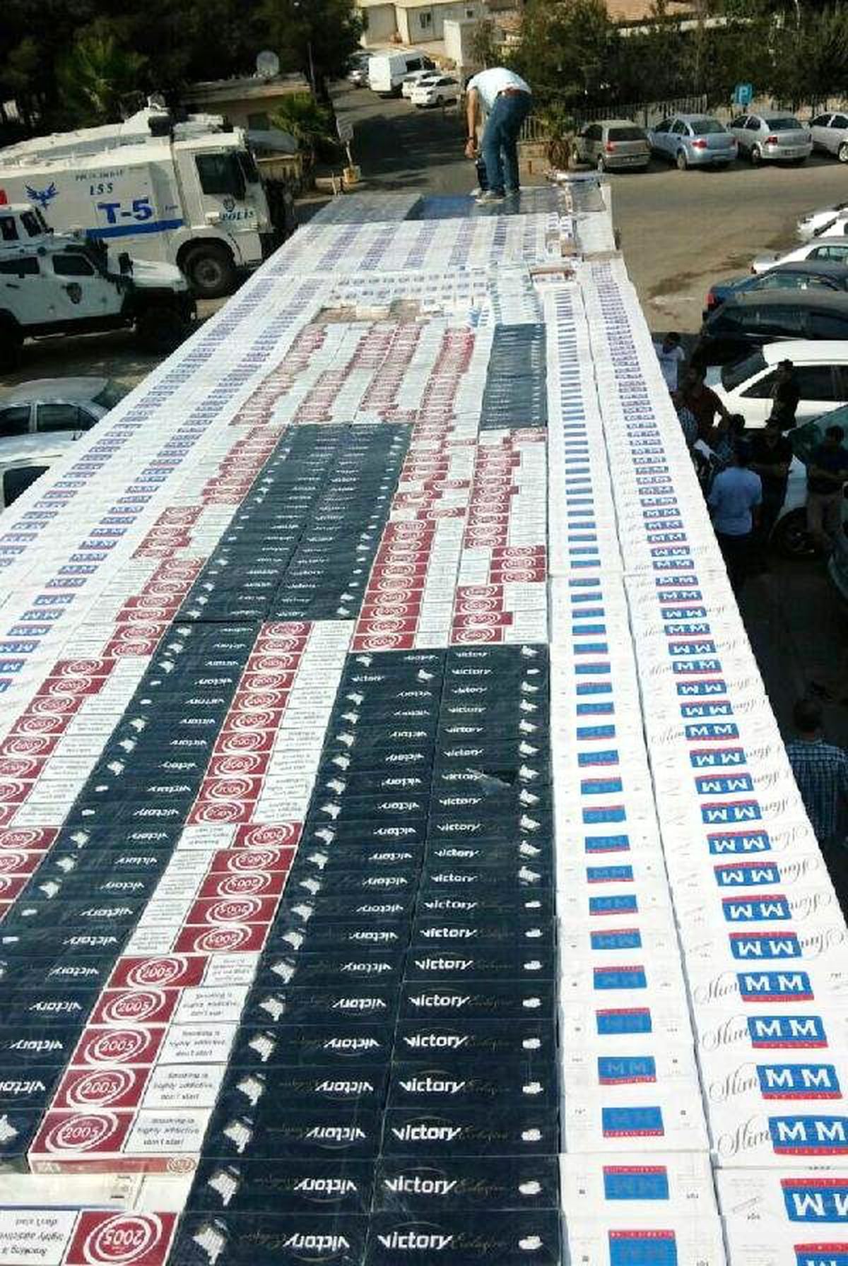 Şanlıurfa\'da 210 Bin Paket Kaçak Sigara Ele Geçti