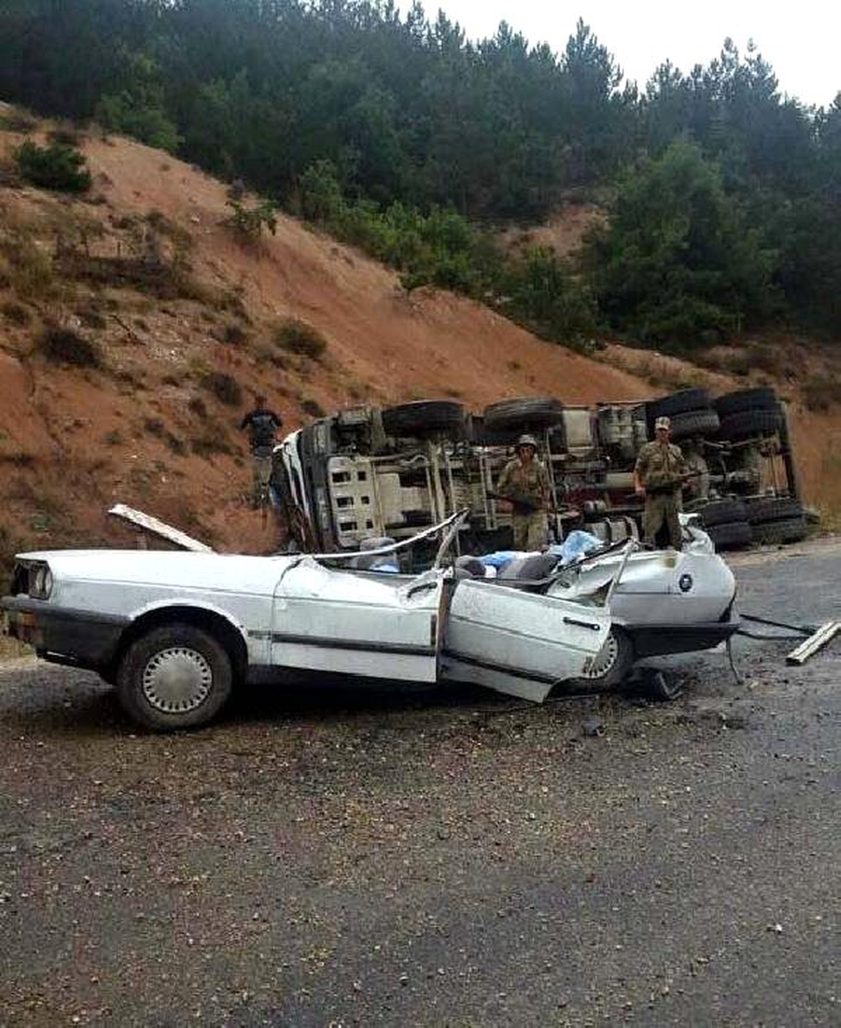 Tokat\'ta Trafik Kazası: 1 Ölü, 2 Yaralı