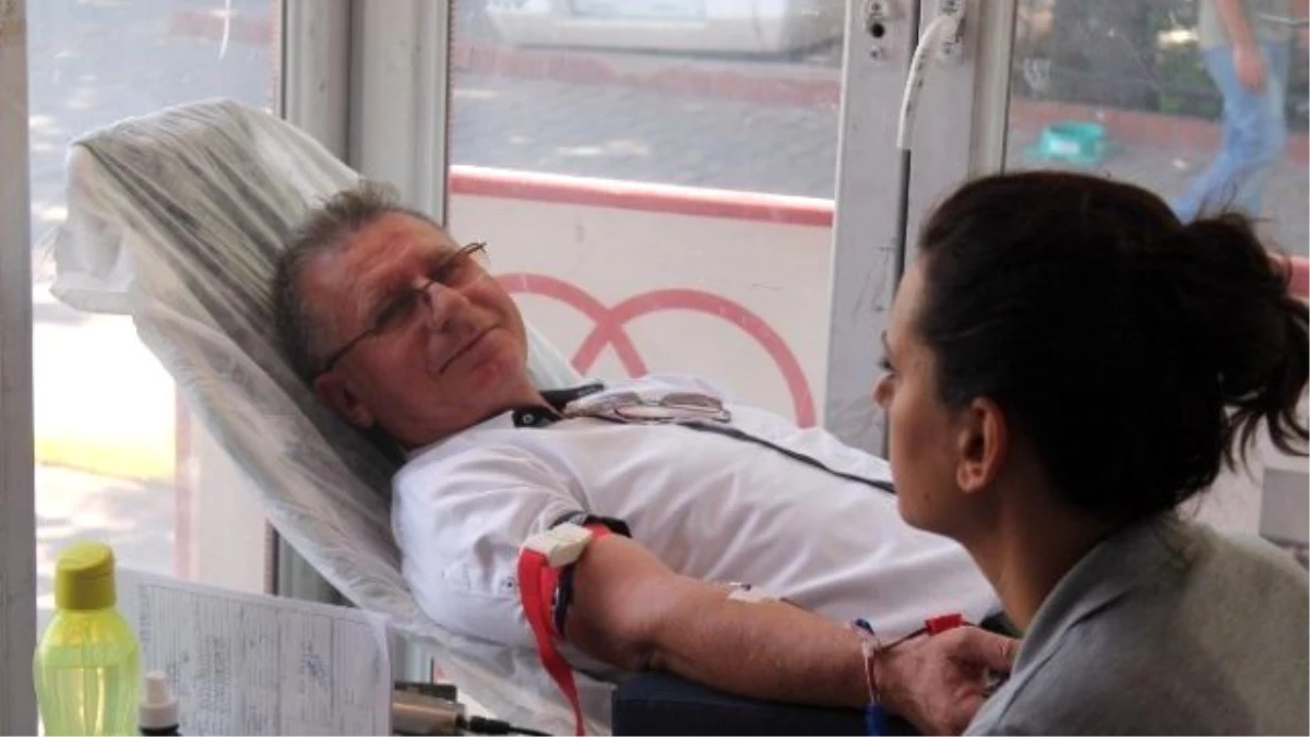 Türk Kızılayı Tekirdağ\'da Kan Bağışı Kampanyası Başlattı