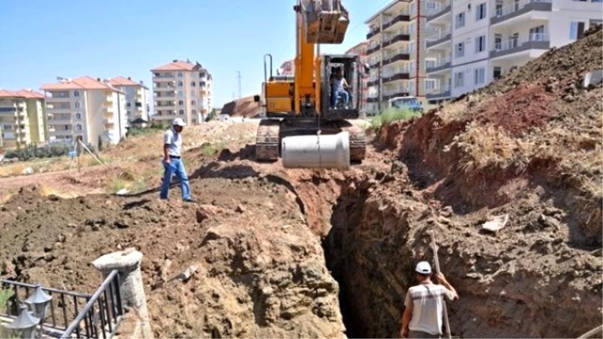 Yağmur Suyu Çalışmaları Devam Ediyor