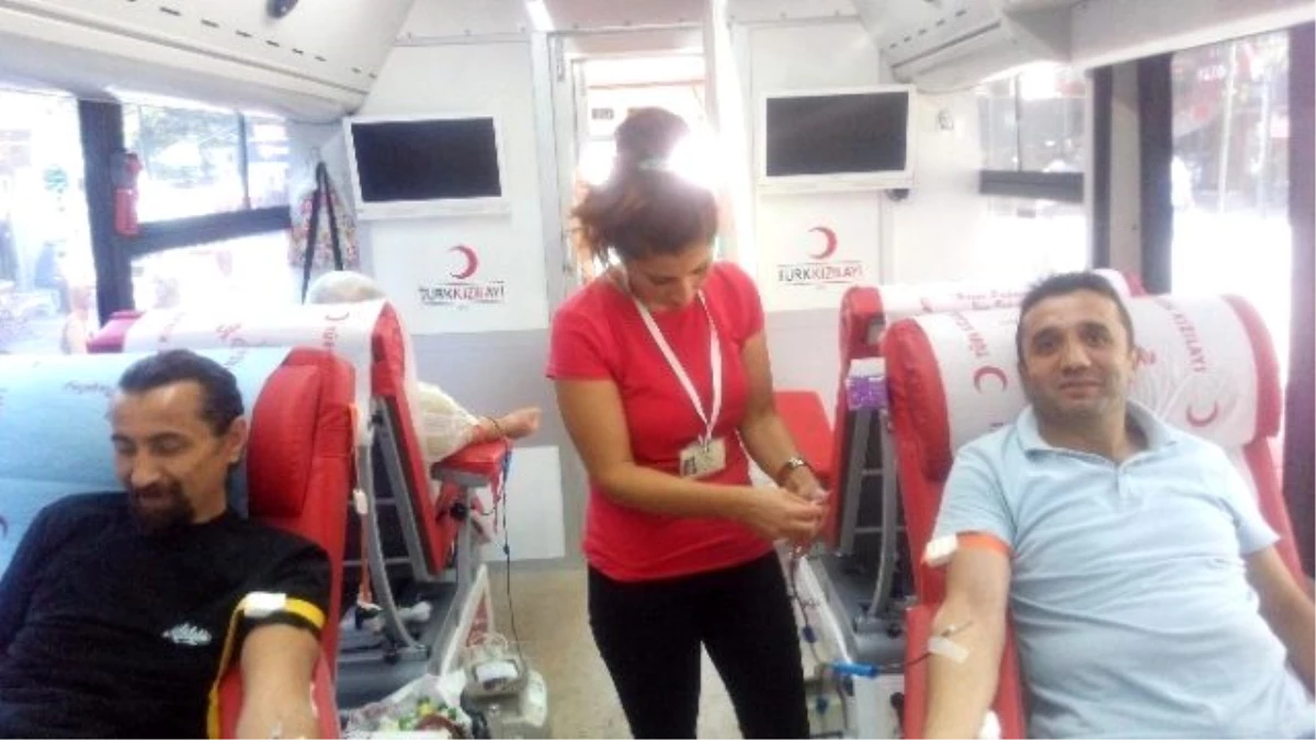 Alaplı\'da Her Hafta Kan Bağışı Kampanyası Düzenleniyor
