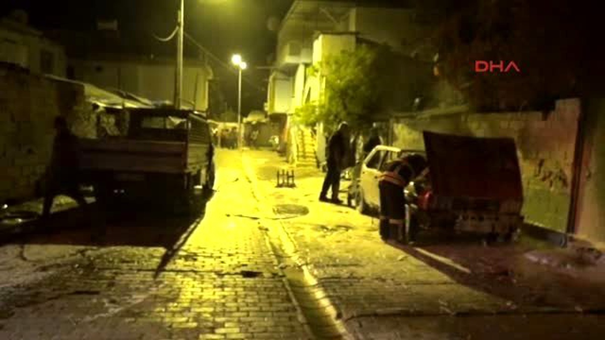 Aydın Hasımlarının Ev, Otomobil ve Kamyonetini Kundakladılar